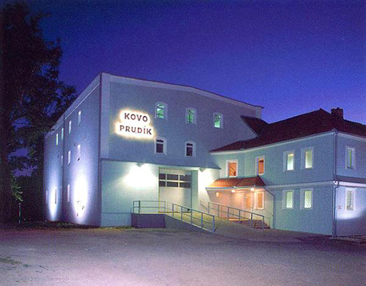 Kovo  Prud�k